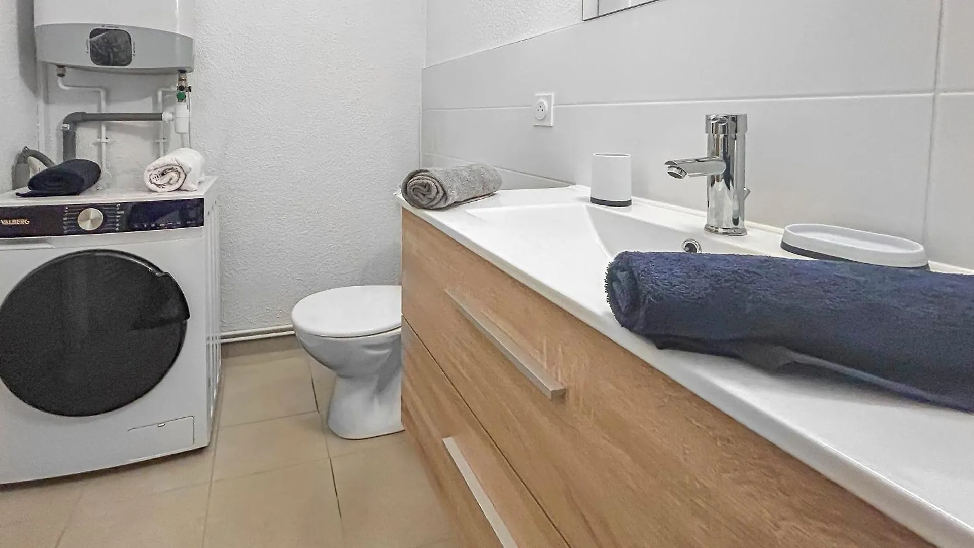 Appartement Le Toit Du Centre-Ville Romans-sur-Isère